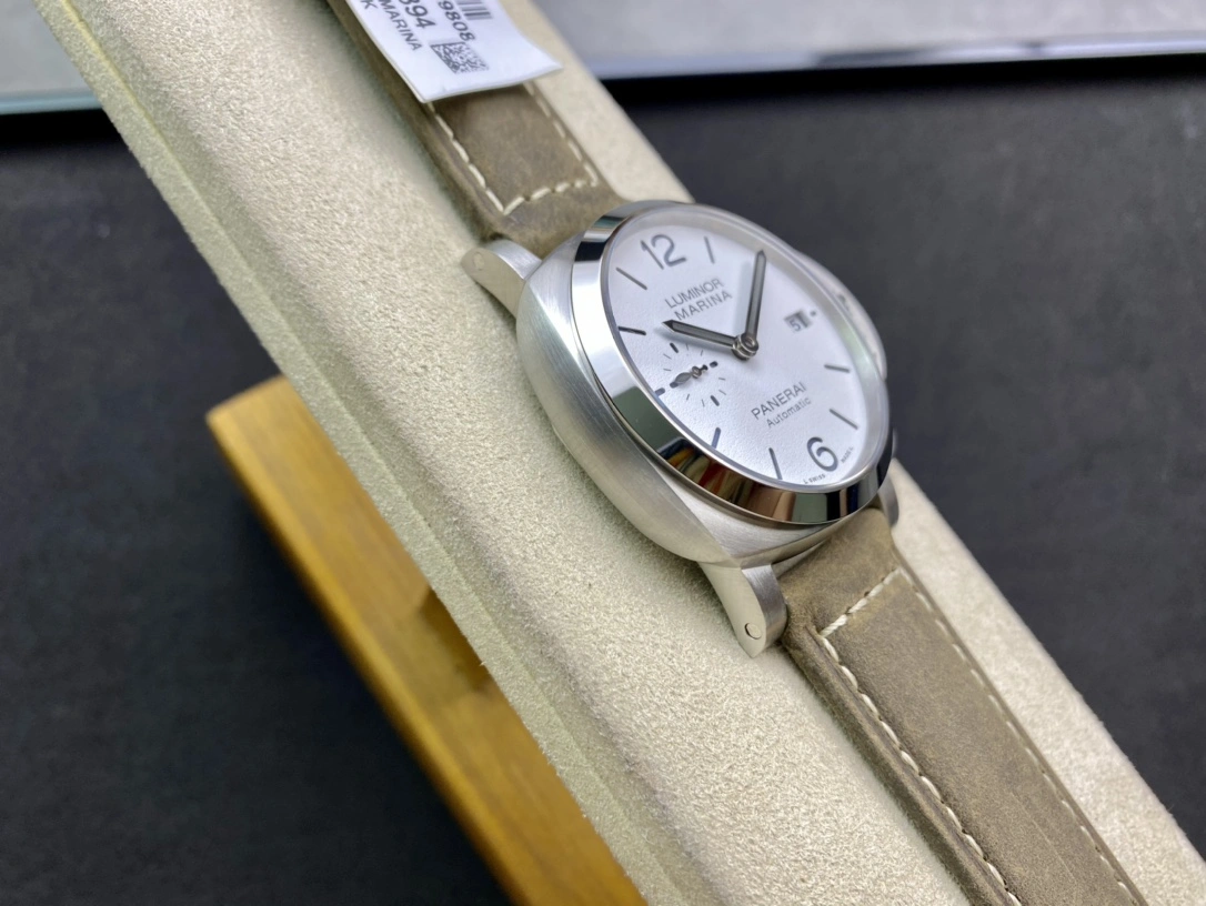CBD Factory Panerai Luminor Marina 42mm White Dial Luminous Arabic Numerals Green Leather Strap Smooth Bezel(PAM01394) 1:1 Super Clone – DDP.9010 Movement OdorResistant 402